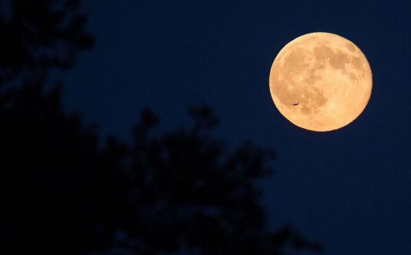 Μπλέ Φεγγάρι : Το Σάββατο δεύτερη πανσέληνος τον ίδιο μήνα