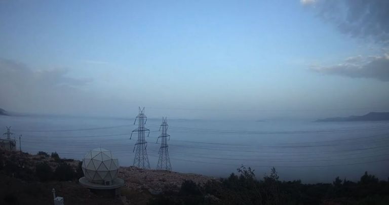 Καιρός : Πυκνή ομίχλη κάλυψε την Αθήνα