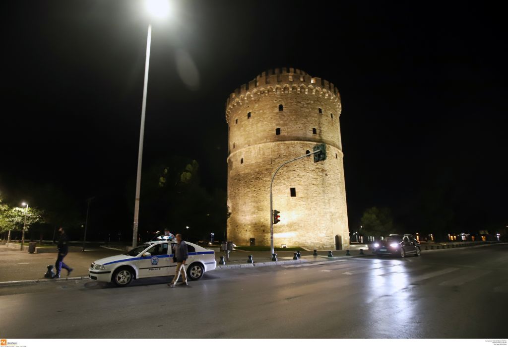 Κοροναϊός : Καμπανάκι κινδύνου για τη Θεσσαλονίκη – «Δεκαπλάσια κρούσματα σε 15 ημέρες χωρίς μέτρα»