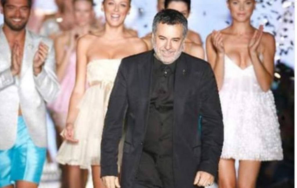 Μάκης Τσέλιος : «Είμαι κλεισμένος σπίτι μου και απέχω από το σεξ»