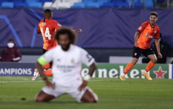 Απίθανα πράγματα στη Μαδρίτη : Η αποδεκατισμένη Σαχτάρ διαλύει τη Ρεάλ στο ημίχρονο