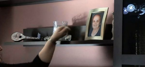 Κοροναϊός : Συγκλονιστική μαρτυρία στο MEGA από γυναίκα που έχασε τη μητέρα της από φονικό ιό