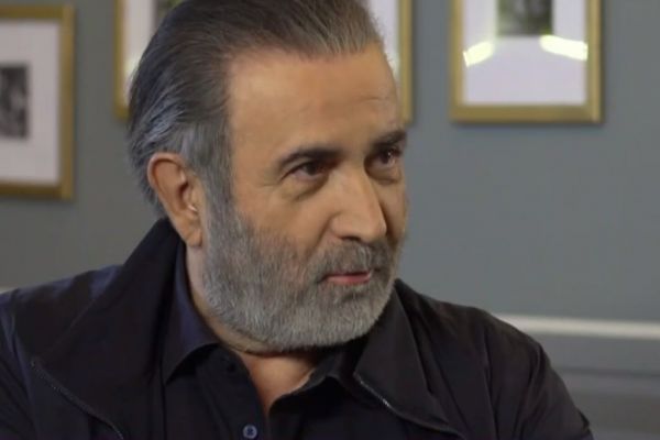 Λάκης Λαζόπουλος : Η Ελευθερία Αρβανιτάκη ελαφραίνει την ψυχή μου