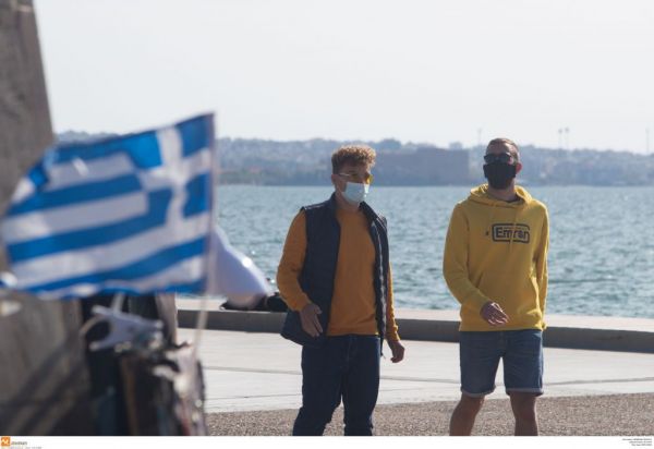 Κοροναϊός : Οι μάσκες ήρθαν για να μείνουν – Τι λένε οι πολίτες στο MEGA