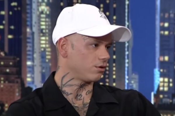 Mike : Συγκλονίζει μιλώντας για τη μάχη του με τον καρκίνο