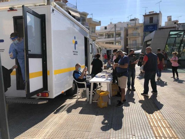 Κοροναϊός : 14 κρούσματα εντοπίστηκαν στη Νίκαια