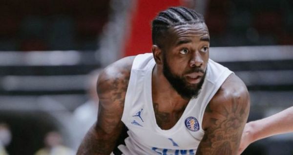 Ρίβερς : «Είμαι υπέρ της «φούσκας» στην Euroleague»