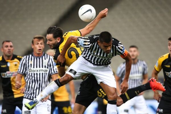 ΠΑΟΚ: «Διαιτητής και VAR δεν είδαν το χέρι του Σάκχοφ»