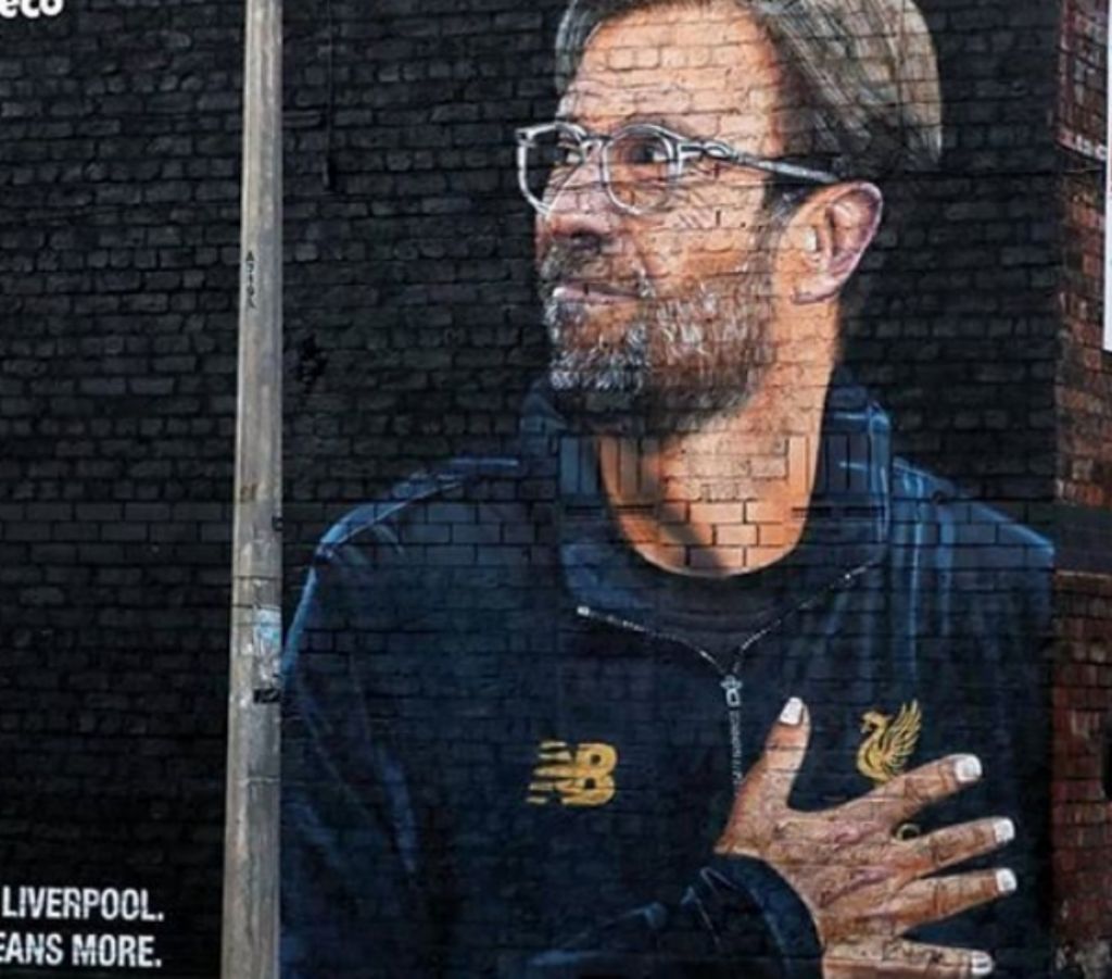 Βάνδαλοι χάλασαν γκράφιτι για τον Γιούργκεν Κλοπ ζωγραφίζοντας ένα…πέος