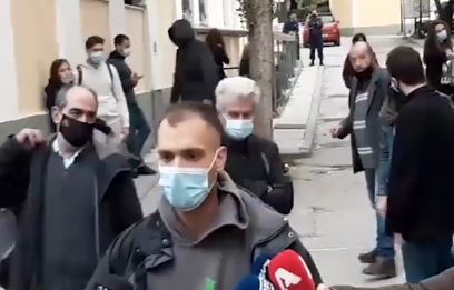 Πολυτεχνείο : Οι συλληφθέντες περιγράφουν την σύλληψή τους – Με είχαν ακινητοποιήσει και με χτυπούσαν