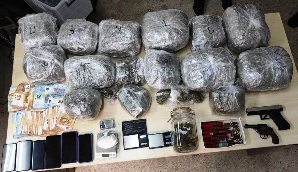 Στη «φάκα» σπείρα ναρκωτικών στην Αθήνα: Έχει απλώσει τα πλοκάμια της και σε σχολείο