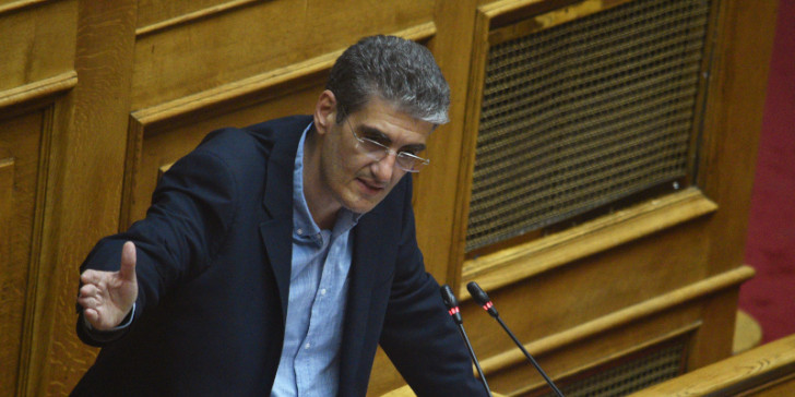 Γιαννούλης: «Για τους θανάτους φταίει η κυβέρνηση» - ΝΔ: Ο ΣΥΡΙΖΑ σπεκουλάρει