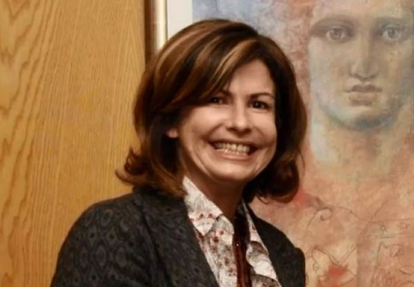 Αλεξία Έβερτ: Το σχόλιο για «κατσαρίδες και τρωκτικά» δεν αφορούσε το ΚΚΕ