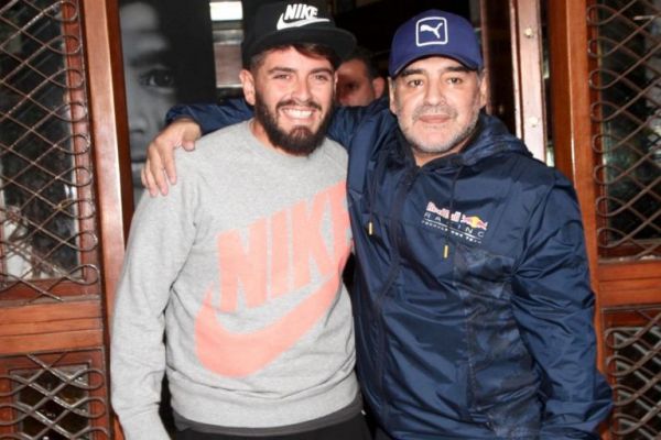 Στο νοσοκομείο λόγω κορoναϊού ο γιος του Μαραντόνα