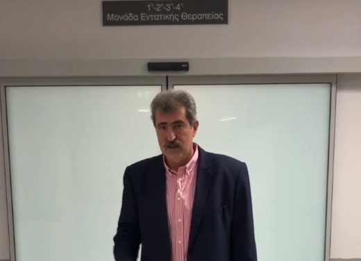 Κοροναϊός : Θύελλα αντιδράσεων για το σόου Πολάκη έξω από ΜΕΘ του «Σωτηρία»