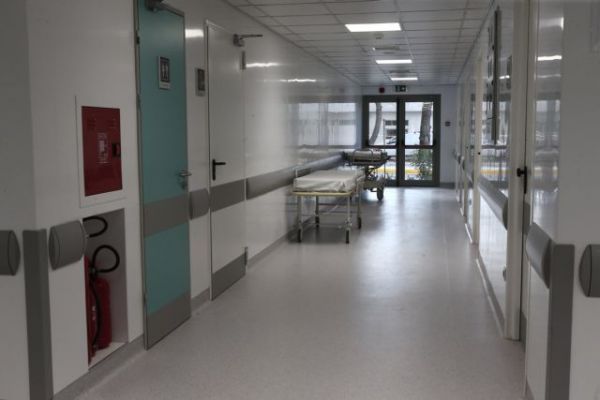 Κοροναϊός : Θρήνος για τη δασκάλα από την Κατερίνη που έχασε τη μάχη με τον ιό