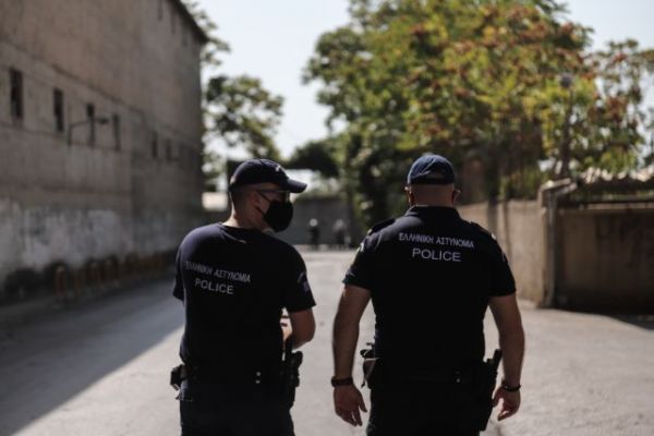 Η ΕΛ.ΑΣ απαγόρευσε προγραμματισμένη συγκέντρωση στα Προπύλαια