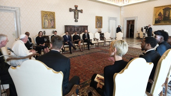 Συναντήθηκαν NBAers με τον Πάπα Φραγκίσκο στο Βατικανό