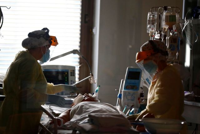 Κοροναϊός : Στη δίνη του ιού η Ισπανία – Ρεκόρ με 55.019 νέα κρούσματα