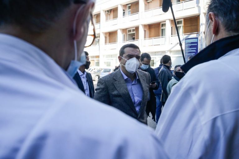 Τσίπρας στο «Γεννηματάς» : Η κυβέρνηση ούτε μπορεί αλλά ούτε και θέλει να ενισχύσει το ΕΣΥ