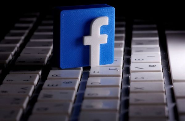 Έκκληση για έλεγχο του «πληροφοριακού χάους» στα κοινωνικά δίκτυα