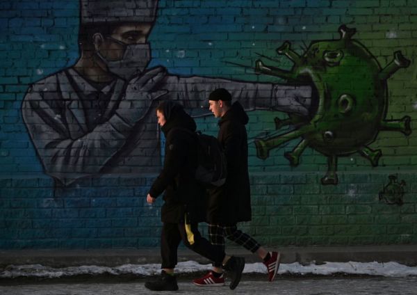 Κοροναϊός : Η καλύτερη προσέγγιση για να τεθεί η εξάπλωση υπό έλεγχο