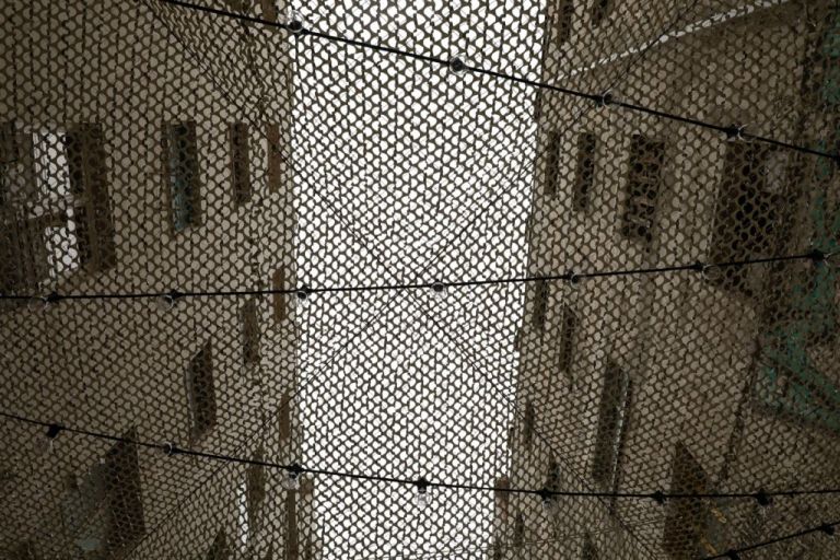 Lockdown : Η χώρα από το πρωί στον «γύψο» του κοροναϊού – Πώς γίνονται πλέον οι μετακινησεις