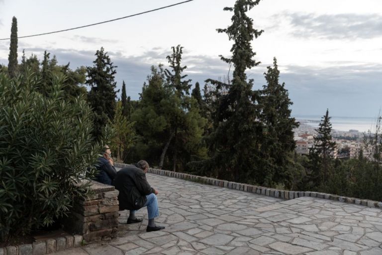 Προφητείες: Θα είναι σαν lockdown, αλλά δεν θα είναι (για κάποιους)