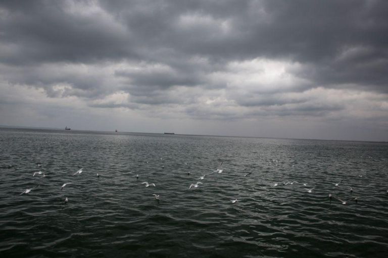 Καιρός : Ισχυρές βροχές και καταιγίδες – Πού θα ρίξει χαλάζι