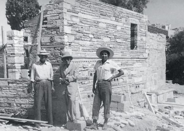 Δημήτρης Πικιώνης : Ο αρχιτέκτονας που άφησε το στίγμα του στην Ακρόπολη