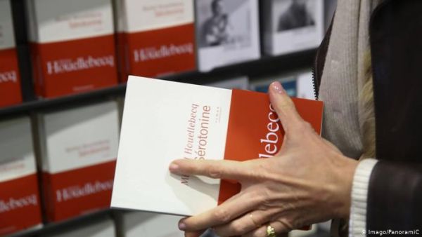 Γαλλία: Μάχη για να μείνουν ανοιχτά τα βιβλιοπωλεία