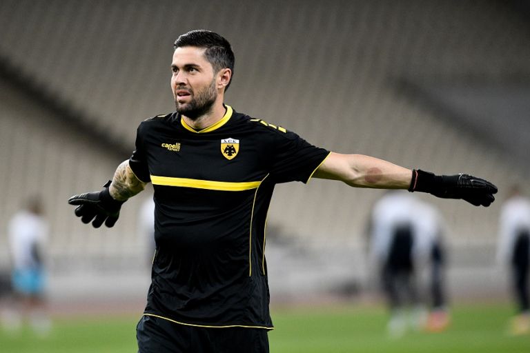 Αθανασιάδης : «Περιμένω πώς και πώς την ευκαιρία μου»