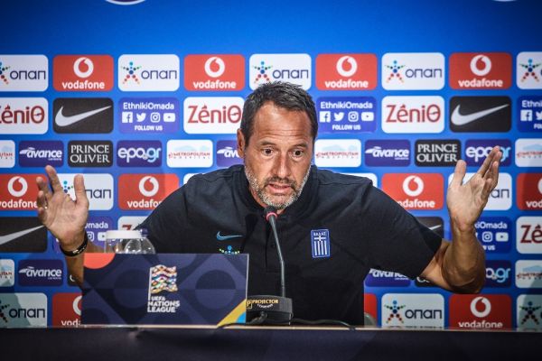 Φαν Σιπ : «Τελικός το ματς με τη Σλοβενία»