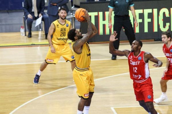 ΑΕΚ – Σολέ 83-81 : Έπαιξε με τη «φωτιά», αλλά δεν… κάηκε