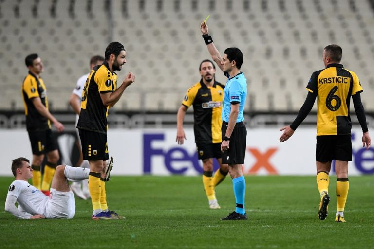 ΑΕΚ – Ζόρια : Αποβλήθηκε ο Σάκχοφ, με 10 παίκτες η Ένωση