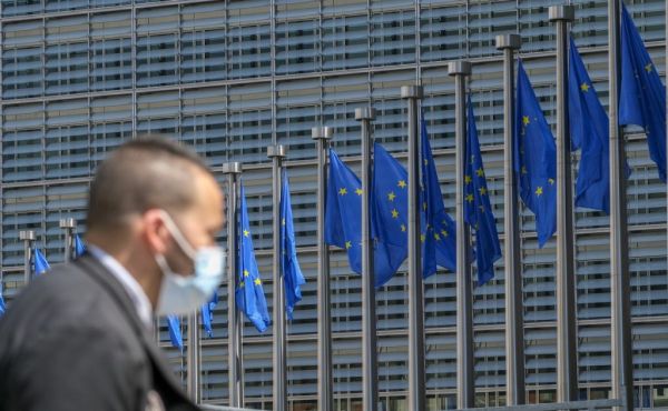 Ταμείο Ανάκαμψης: Τι προκαλεί το μπλόκο Ουγγαρίας – Πολωνίας