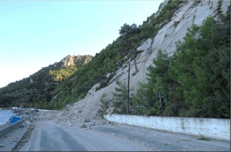 Σεισμός στη Σάμο : Κατά 18-25 εκατοστά ανυψώθηκε το νησί [Εικόνες]