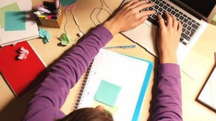 Τηλεκπαίδευση στα σχολεία: Έπεσε το σύστημα από τη δεύτερη ώρα