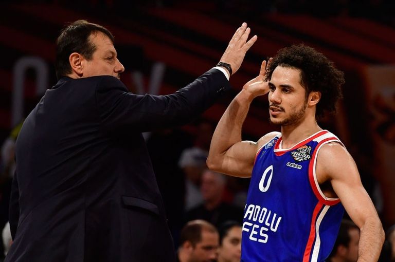 Τέσσερα κρούσματα κοροναϊού στην Εφές