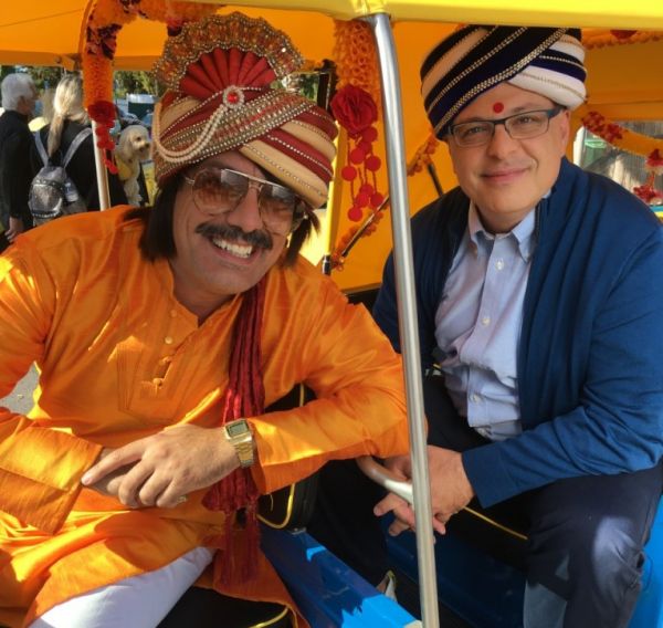 MEGA: Αρωμα ανατολής στο Autohub την Κυριακή 8 Νοεμβρίου