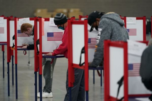 Εκλογές ΗΠΑ : Οι τελευταίες προβλέψεις για τους δύο υποψηφίους ανά πολιτεία
