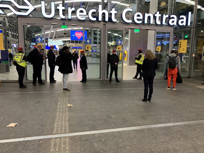 Εκκενώθηκε ο κεντρικός σιδηροδρομικός σταθμός της Ουτρέχτης