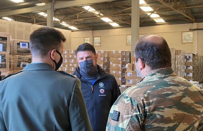 Επίσκεψη Χαρδαλιά στις εγκαταστάσεις της ευρωπαϊκής αποθήκης ιατρικού υλικού