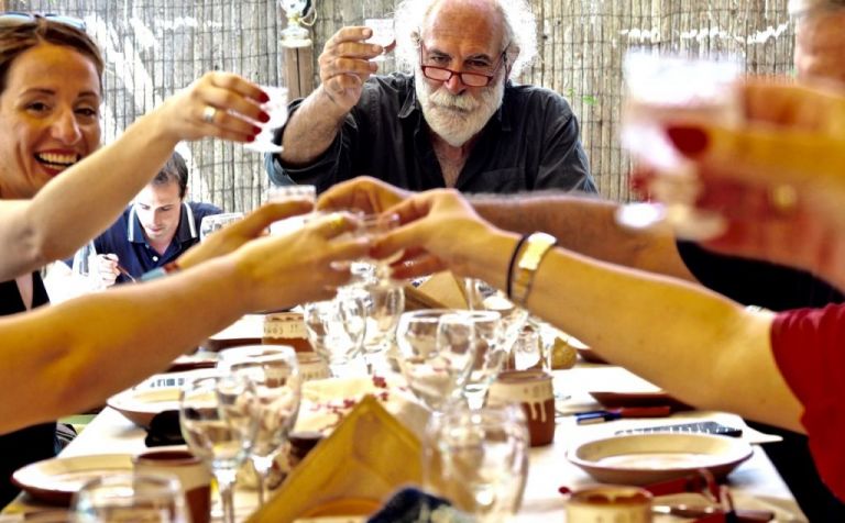 Ο Γιώργος Πίττας έγραψε το γαστρονομικό βιβλίο της χρονιάς