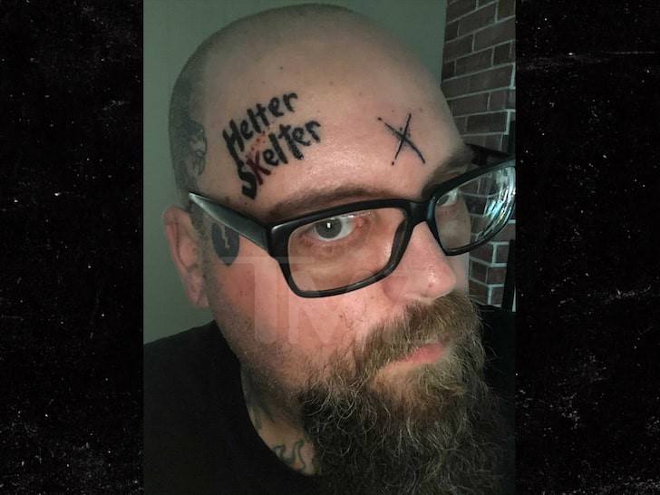 Τattoo φτιαγμένο από τις… στάχτες του Charles Manson κάνει τον γύρο του Internet