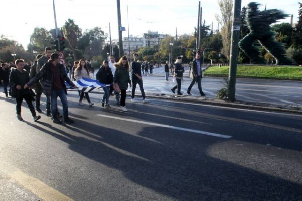 Χρυσοχοΐδης : Δεν θα γίνει η πορεία για το Πολυτεχνείο
