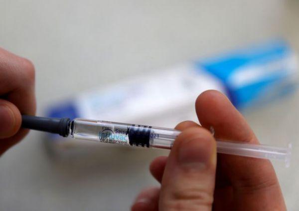 Κοροναϊός : Pfizer vs Sputnik – Κούρσα ανταγωνισμού για το εμβόλιο;