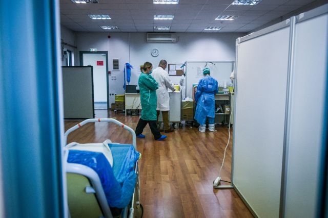 Κοροναϊός : Μαίνεται ο πόλεμος στα νοσοκομεία – Καθοριστικές οι επόμενες μέρες για τη χαλάρωση των μέτρων