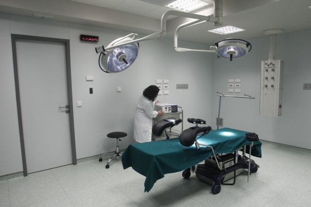 Κικίλιας σε ΣΥΡΙΖΑ : Όλες οι χώρες μειώνουν τα προγραμματισμένα τακτικά χειρουργεία