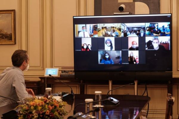 Μητσοτάκης – κοροναϊός : Όταν απειλείται η υγεία όλες οι δράσεις γίνονται δημόσιες